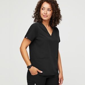 FIGS Casma Three-Pocket Scrub Top